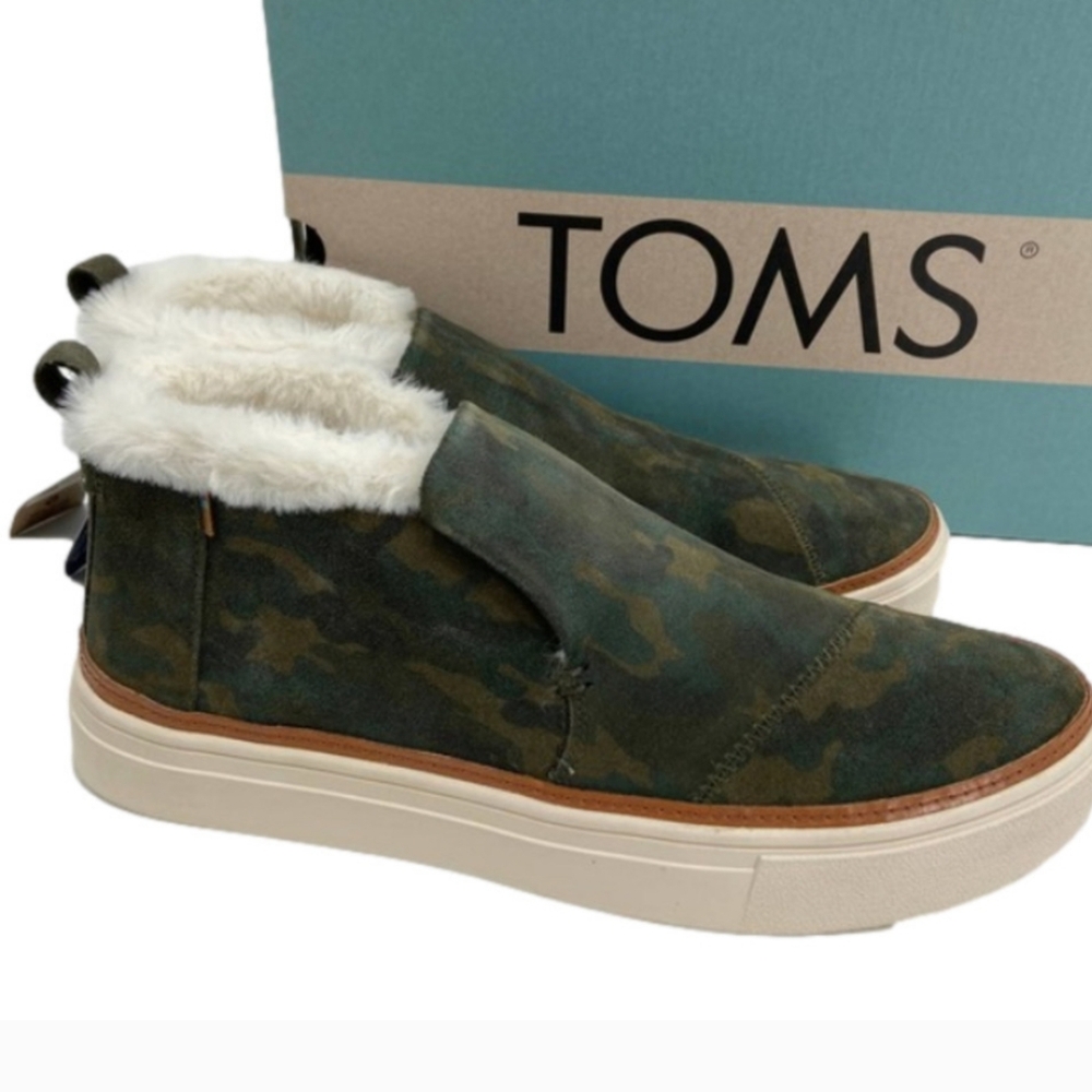 TOMS Camouflage Fur-Lined Sneakers